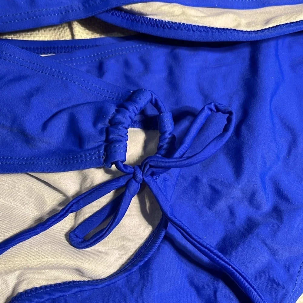 Bikini Bandeau padded top with adjustable straps Size L